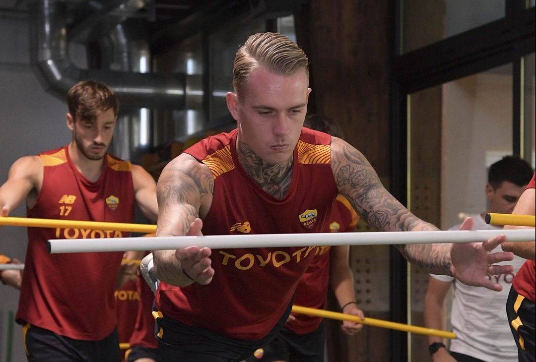 Trigoria, palestra per chi ha giocato ieri. Karsdorp in campo – FOTO GALLERY - immagine 61