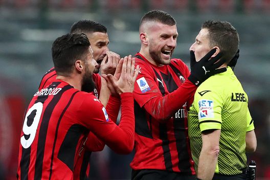 (Getty Images) Milan, Pioli: “Sconfitta decisa dall’errore dell’arbitro che ci ha chiesto scusa”- immagine 2
