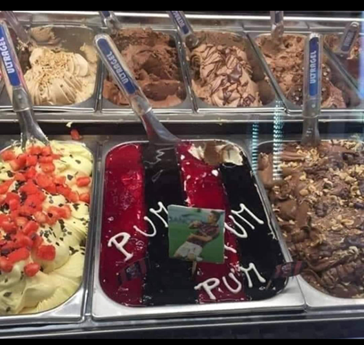 Il gelato PUM PUM PUM dedicato a Piatek, foto Facebook AMici di A.C. Milan Il gelato PUM PUM PUM dedicato a Piatek, foto Facebook AMici di A.C. Milan