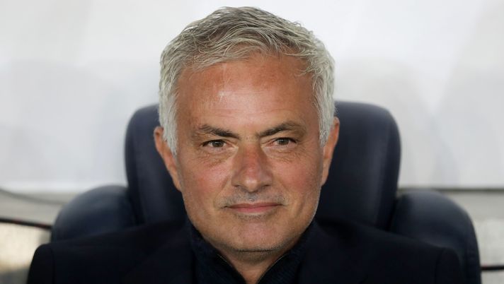 Saint-Maximin attacca, Mourinho replica: “È in sovrappeso, si stanca subito” - immagine 1