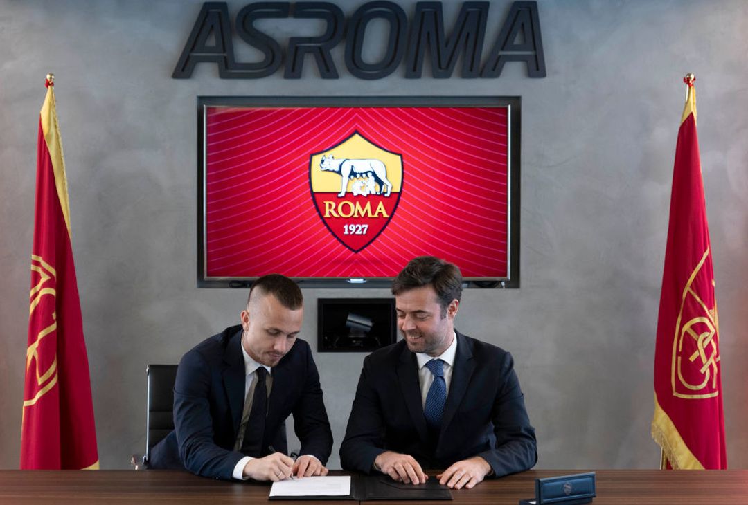 Angeliño, i primi scatti con la maglia giallorossa – FOTO GALLERY - immagine 5