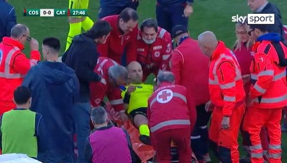 Serie B, Cosenza-Catanzaro: infortunio a entrambi le ginocchia per il guardalinee- immagine 2