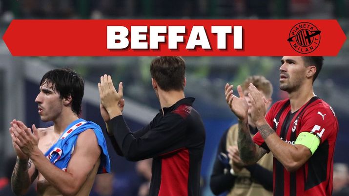 Milan-Atlético Madrid 1-2 (Champions League 2021-2022): il saluto dei calciatori rossoneri al pubblico di San Siro | AC Milan News (Getty Images) 