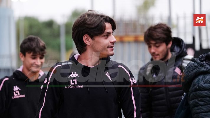 CALCIOMERCATO PALERMO, UFFICIALE: EDOARDO PIEROZZI AL COMO CALCIOMERCATO PALERMO, UFFICIALE: EDOARDO PIEROZZI AL COMO - immagine 1