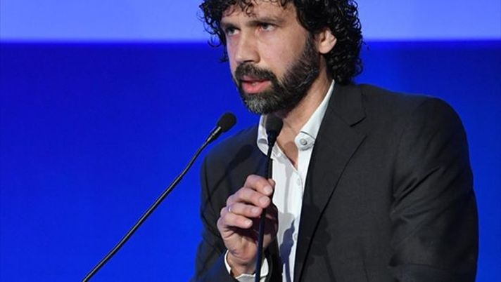 Tommasi (Aic): &#8220;Prendiamo in considerazione anche l&#8217;ipotesi di giocare dopo il 30 giugno&#8221; 
