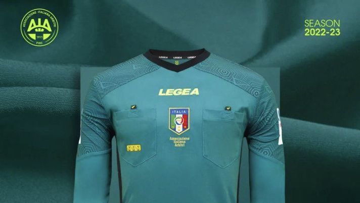 Di verde vestiti: ecco come saranno gli arbitri italiani 2022-23 Di verde vestiti: ecco come saranno gli arbitri italiani 2022-23 - immagine 1