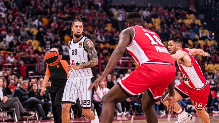 Eurolega – La Virtus cade al Pireo 74 a 69- immagine 1