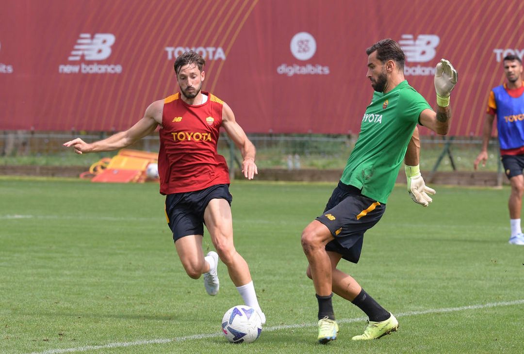 Trigoria, Roma in campo per la rifinitura in vista dell’Udinese – FOTO GALLERY - immagine 8