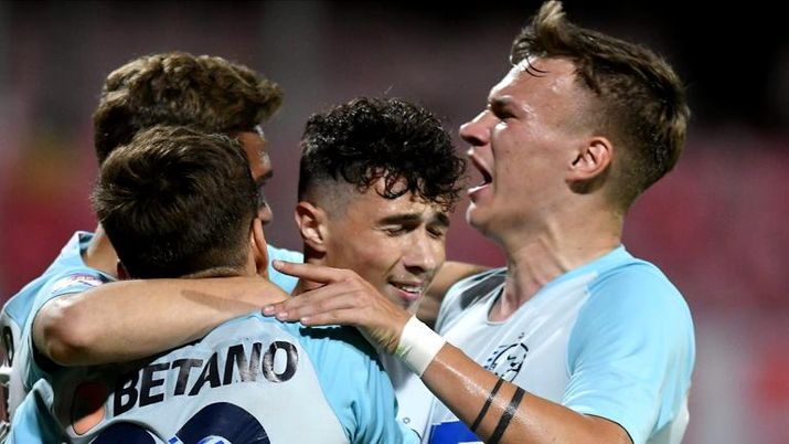 L'esultanza dei giovani della Steaua per il derby vinto L'esultanza dei giovani della Steaua per il derby vinto