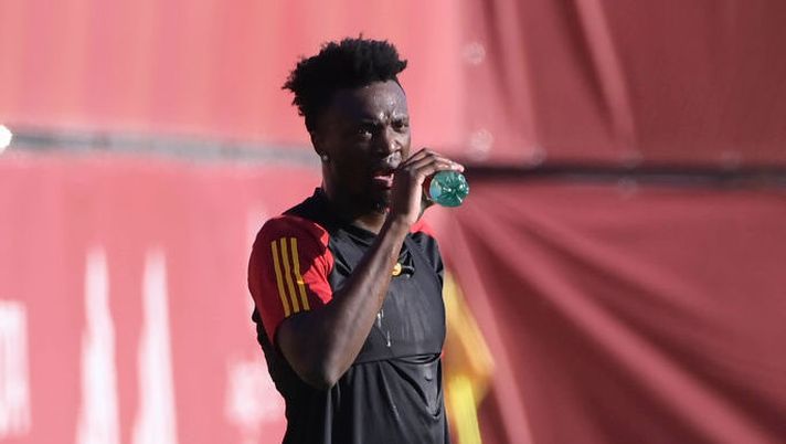 Sky: “Roma, Smalling e Azmoun convocati contro l’Inter. Quando rientra Abraham” - immagine 1