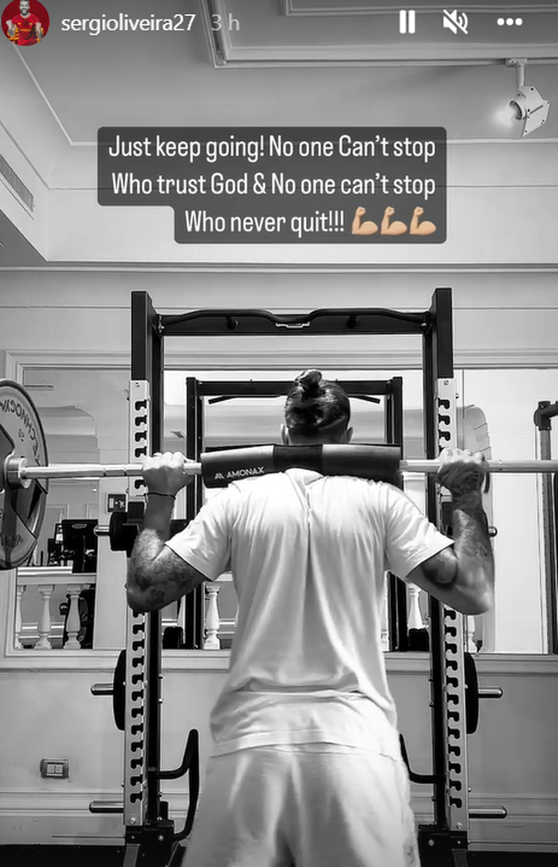 Oliveira si allena in vacanza: “Nessuno può fermare chi non molla mai” – FOTO- immagine 2