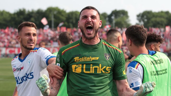 MERCATO – Falcone lascia il Lecce! Zielinski, Hojlund, Dia, Vicario, Parisi, Frattesi… - immagine 1