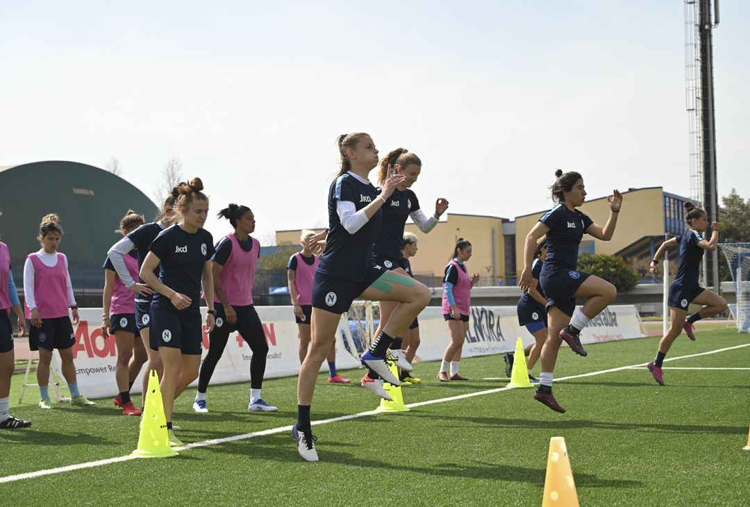 FOTO Il Napoli Femminile prepara la sfida salvezza con la Lazio: l’allenamento - immagine 5