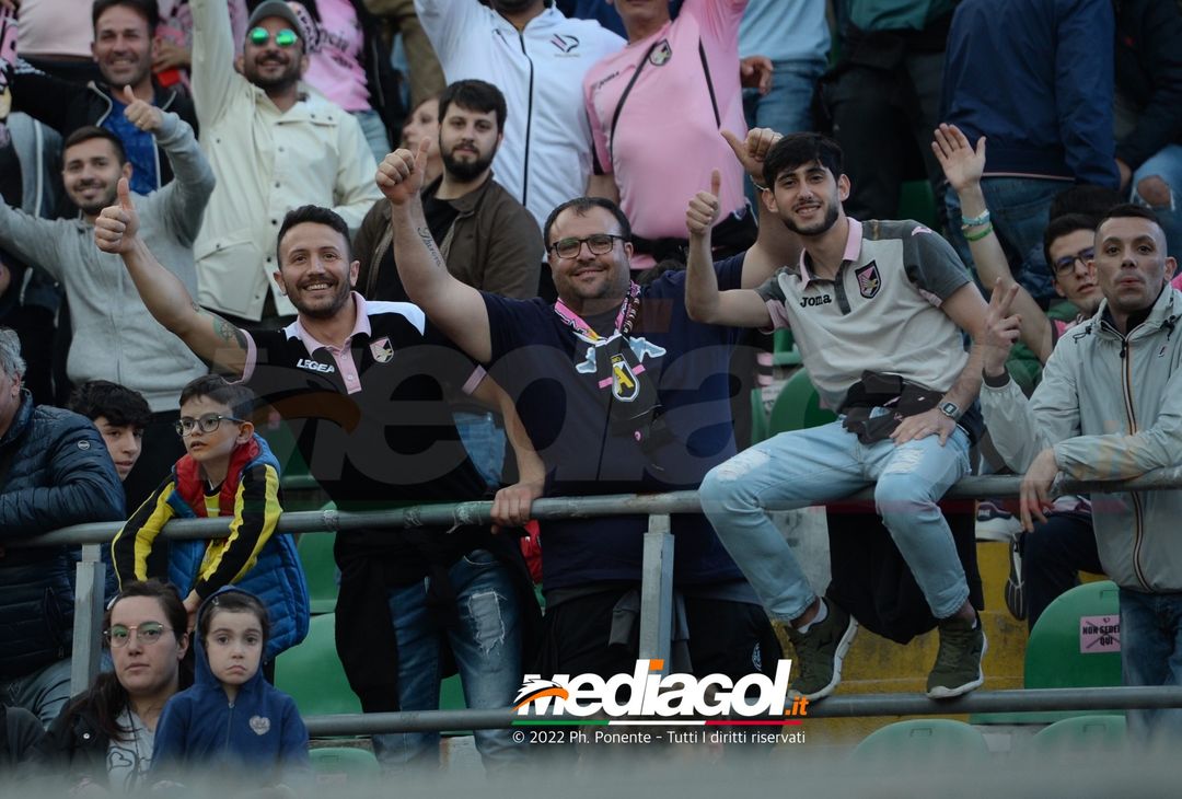 Fotogallery, i tifosi allo stadio per Palermo-Triestina 1-1 - immagine 33