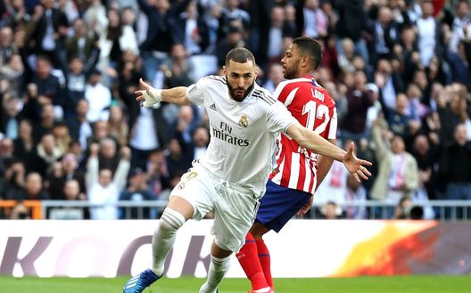 MADRID, SPAIN - FEBRUARY 01: Karim Benzema of Real Madrid celebrates after scoring his team's first goal during the La Liga match between Real Madrid CF and Club Atletico de Madrid at Estadio Santiago Bernabeu on February 01, 2020 in Madrid, Spain. (Photo by Angel Martinez/Getty Images) MADRID, SPAIN - FEBRUARY 01: Karim Benzema of Real Madrid celebrates after scoring his team's first goal during the La Liga match between Real Madrid CF and Club Atletico de Madrid at Estadio Santiago Bernabeu on February 01, 2020 in Madrid, Spain. (Photo by Angel Martinez/Getty Images)