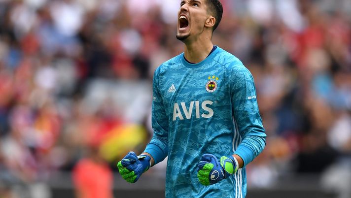 Dalla Turchia – Non solo Kim, il Napoli tratta col Fenerbahce il portiere Bayindir - immagine 1