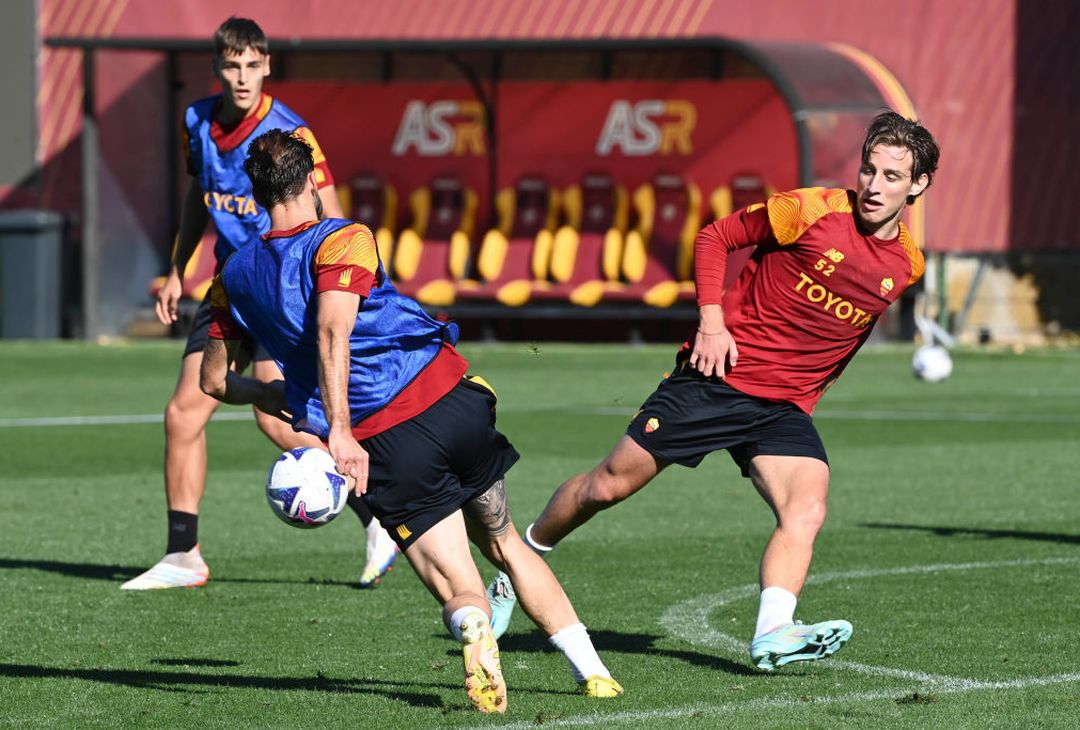 Trigoria, seduta tra palestra e campo verso il Sassuolo – FOTO GALLERY - immagine 19