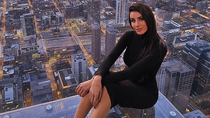 Vignali incantata dallo skyline di Chicago: “A volte non mi capacito…” Vignali incantata dallo skyline di Chicago: “A volte non mi capacito…” - immagine 1