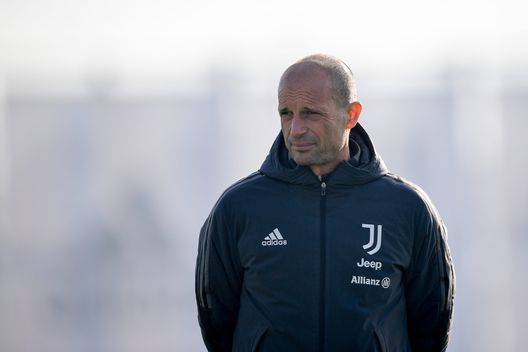 Allegri dà i numeri: “Al Napoli mancavano solo quattro titolari, noi all’andata invece…”- immagine 2