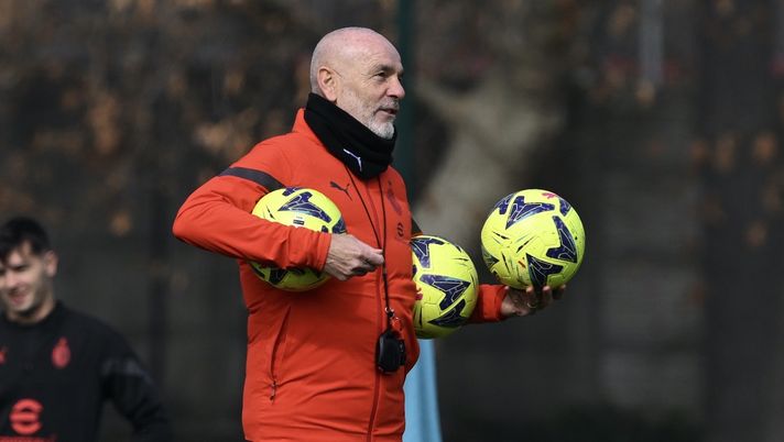 Stefano Pioli AC Milan allenamento Milanello