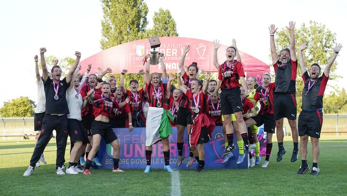 CESENA, ITALY - JUNE 30: AC Milan Woman U17 poses with trophy at the end of the Women U17 Final match between Juventus and AC Milan on June 30, 2022 in Cesena, Italy. (Photo by Danilo Di Giovanni/Getty Images)