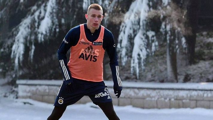 Mercato – C’è anche Szalai per la difesa Mercato – C’è anche Szalai per la difesa - immagine 1