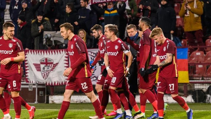 Ex Foggia, Dan Petrescu vince il derby ferroviario ma il Rapid protesta per un rigore Ex Foggia, Dan Petrescu vince il derby ferroviario ma il Rapid protesta per un rigore - immagine 1