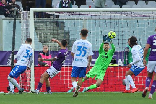 GERMOGLI PH: 19 FEBBRAIO 2023 FIRENZE STADIO ARTEMIO FRANCHI PARTITA CAMPIONATO SERIE A 2022 2023 FIORENTINA VS EMPOLI GUGLIELMO VICARIO © FOTOCRONACHE GERMOGLI Ballotta: “Vicario? Scelta sbagliata della Fiorentina. Troppi rischi per i portieri”- immagine 2