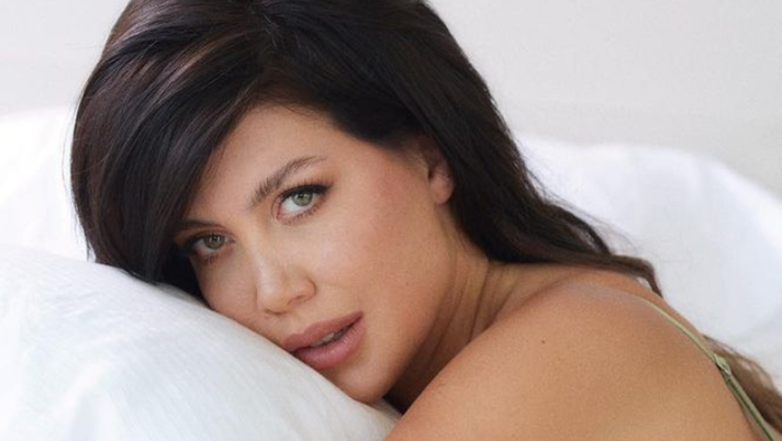 Wanda Nara posa in intimo. Scatto hot per l’argentina: il lato B folgora il web Wanda Nara posa in intimo. Scatto hot per l’argentina: il lato B folgora il web - immagine 1