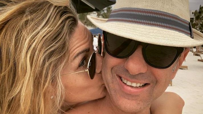 Martina Colombari: “Costacurta? Ecco come l’ho conosciuto. Wags? Io…” Martina Colombari: “Costacurta? Ecco come l’ho conosciuto. Wags? Io…” - immagine 1