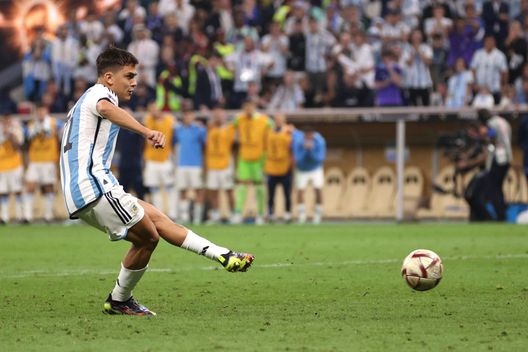 Getty Images Joya Mondiale per Dybala: 16° giocatore della Roma ad alzare la coppa- immagine 2