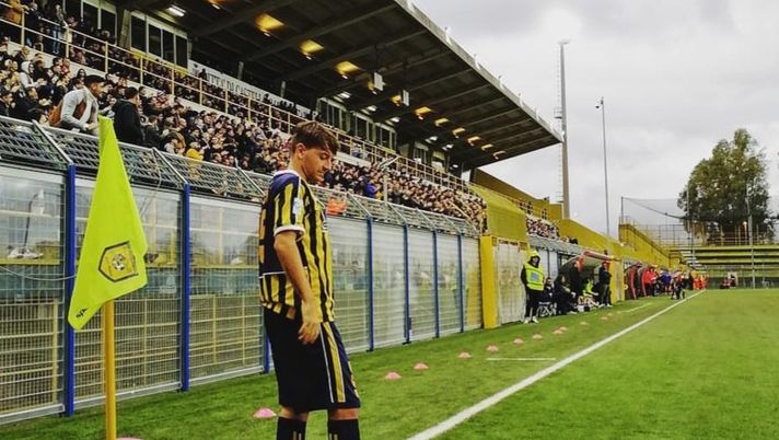 Tifosi Salernitana in trasferta vs Juve Stabia: solo residenti a Salerno e solo Tessera del tifoso Tifosi Salernitana in trasferta vs Juve Stabia: solo residenti a Salerno e solo Tessera del tifoso