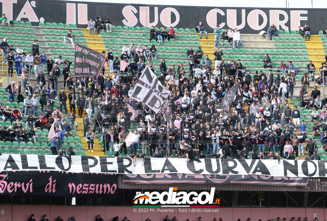 FOTO, i tifosi allo stadio per Palermo – Fidelis Andria 1-1 (Gallery) - immagine 33