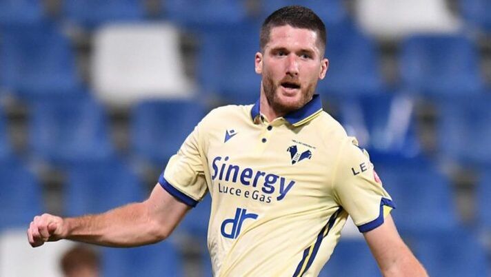 Lecce, esonero inevitabile per D’Aversa. Henry: “Una testata non si può mai giustificare” - immagine 1