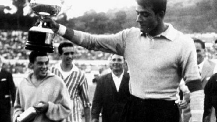 Lazio, tredici anni senza Bob Lovati. Il ricordo della società: “Leggenda” Lazio, tredici anni senza Bob Lovati. Il ricordo della società: “Leggenda” - immagine 1