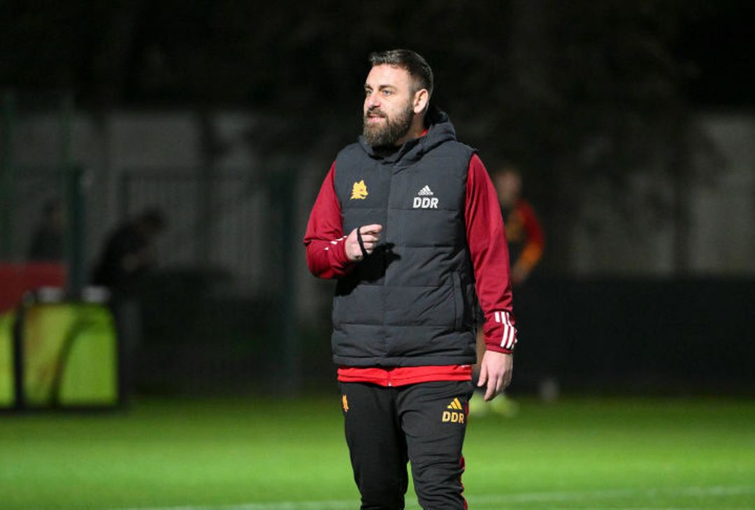 Roma, il primo allenamento in giallorosso di Daniele De Rossi – FOTO GALLERY - immagine 15
