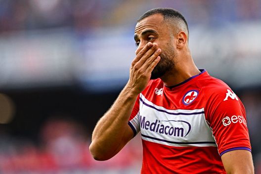 GENOA, ITALY - MAY 16: Arthur Cabral of Fiorentina reacts with disappointment during the Serie A match between UC Sampdoria and ACF Fiorentina at Stadio Luigi Ferraris on May 16, 2022 in Genoa, Italy. (Photo by Getty Images) Cabral
