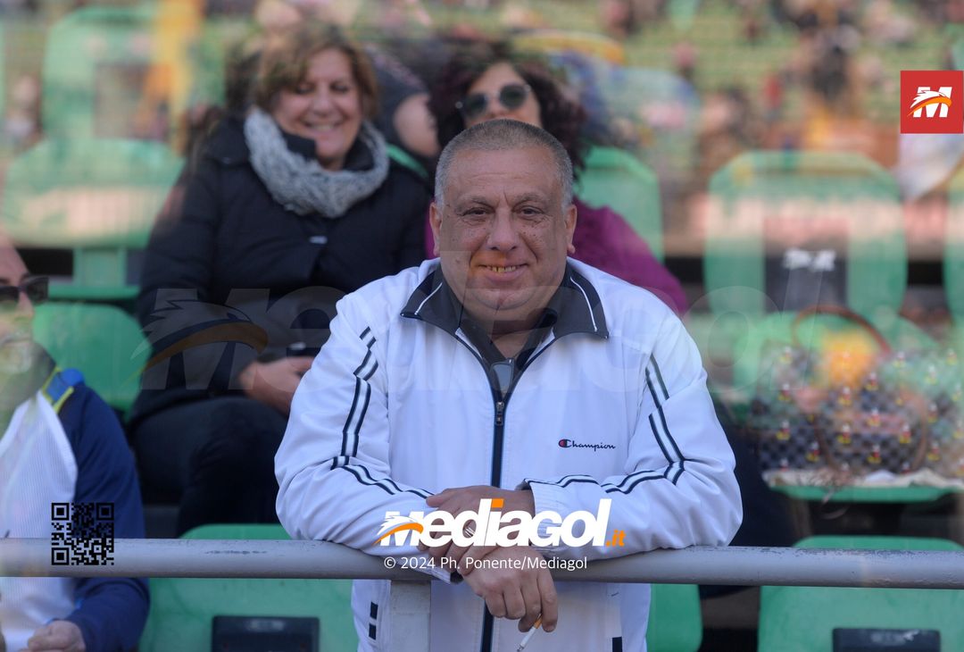 FOTOTIFO Palermo-Como 3-0, gli scatti ai tifosi al “Renzo Barbera” (GALLERY) - immagine 66