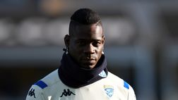 Brescia, amuleto Balotelli contro il Cagliari