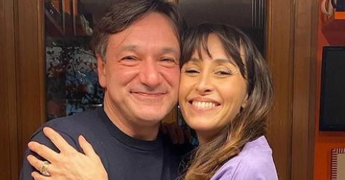 candeline e torta per fabio caressa la moglie festa con noi cinque e tanto amore golssip