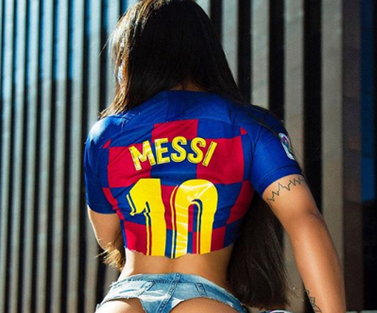 Miss Bum Bum Messi (Instagram Suzy Cortez) Divorzio Piqué-Shakira, parla Miss Bum Bum: “Ecco cosa mi chiedeva sui social…”- immagine 2