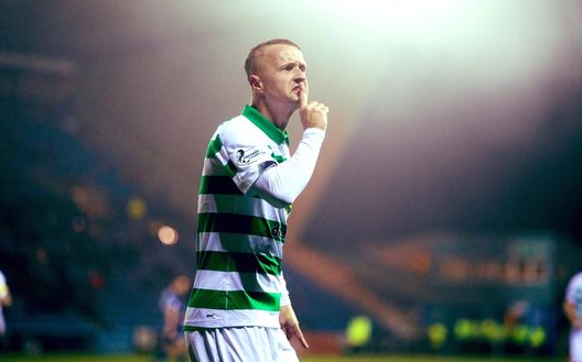 Leigh Griffiths zittisce l'ex giocatore oggi opinionista tv Leigh Griffiths zittisce l'ex giocatore oggi opinionista tv