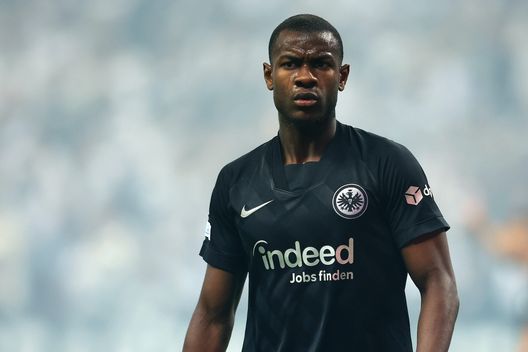 Evan N'Dicka (difensore Eintracht Francoforte) | Bundesliga News (Getty Images) Evan N'Dicka Eintracht Francoforte