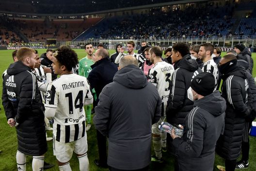 (Photo by Daniele Badolato - Juventus FC/Juventus FC via Getty Images) Sorpreso dal corto muso- immagine 2