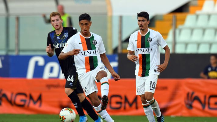 PARMA, ITALY - AUGUST 17:Youssef Maleh of Venezia FC  in action  during the Coppa Italia match between Parma Calcio and Venezia FC at Ennio Tardini on August 17, 2019 in Parma, Italy.  (Photo by Alessandro Sabattini/Getty Images) 