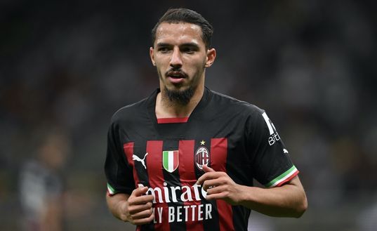 Ismaël Bennacer (centrocampista AC Milan) qui durante Milan-Napoli 1-2 (Serie A 2022-2023) | News (Getty Images) Ismaël Bennacer AC Milan Milan-Napoli 1-2 Serie A 2022-2023