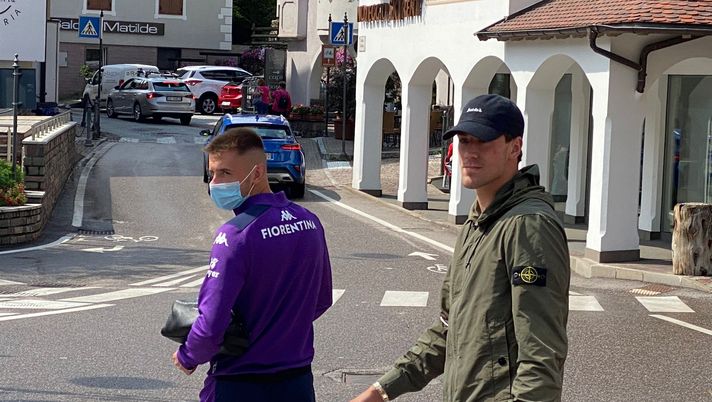 FOTO VN &#8211; I giocatori viola a passeggio per Moena nel giorno libero 