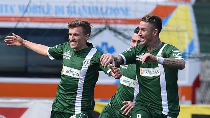 Avellino, nuovo caso di Covid-19: sale a 3 il numero dei positivi, domani la partenza per Catania 
