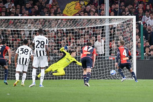 (Getty Images) Genoa, 5 domande all’ex Bini su presente e futuro del club rossoblù- immagine 2