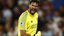 Parate e passaggi millimetrici: Alisson ha già stregato il Liverpool